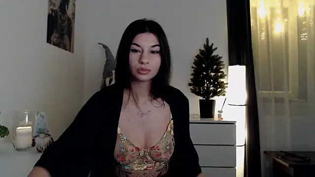 Snapshot of Simply_the_best chatting on 23, 12, 2024 Simply the best online show from 23, 12, 2024