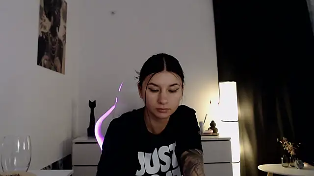 Snapshot of Simply_the_best chatting on 4, 2, 2025 Simply the best online show from 4, 2, 2025