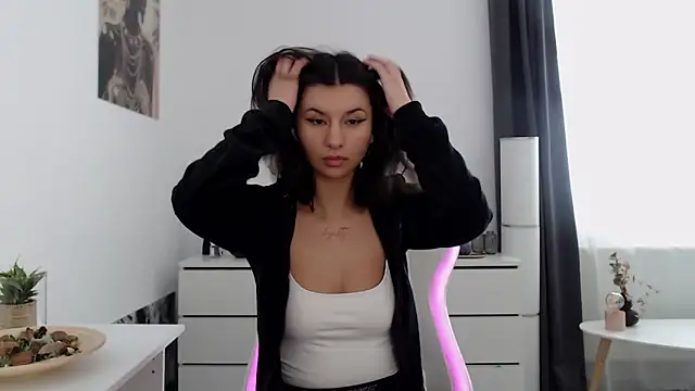 Snapshot of Simply_the_best chatting on 18, 2, 2025 Simply the best online show from 18, 2, 2025