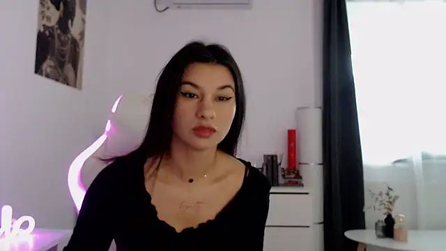 Snapshot of Simply_the_best chatting on 7, 10, 2025 Simply the best online show from 7, 10, 2025