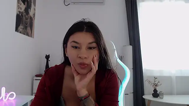 Snapshot of Simply_the_best chatting on 5, 11, 2025 Simply the best online show from 5, 11, 2025