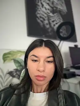 Snapshot of Simply_the_best chatting on 9, 11, 2025 Simply the best online show from 9, 11, 2025