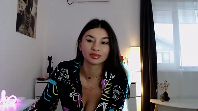 Snapshot of Simply_the_best chatting on 14, 11, 2025 Simply the best online show from 14, 11, 2025