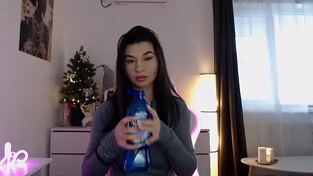 Snapshot of Simply_the_best chatting on 17, 12, 2025 Simply the best online show from 17, 12, 2025