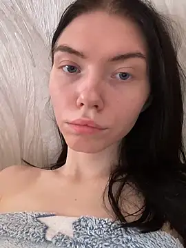 Lisaaa Alisa online show from 7, 3, 2025