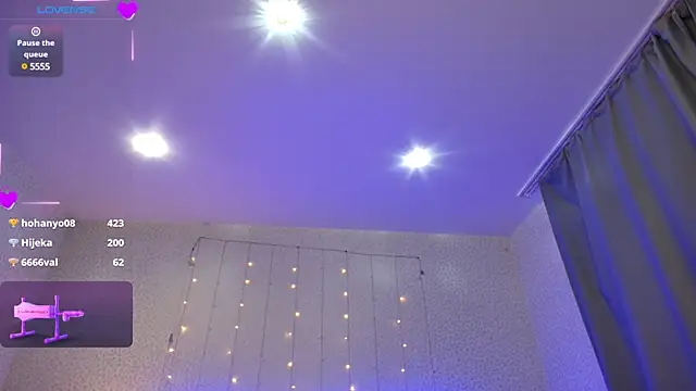 oliviiaa online show from 21, 12, 2024