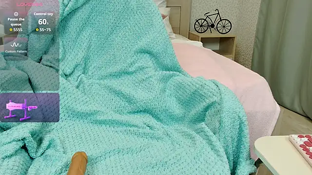 oliviiaa online show from 6, 10, 2025