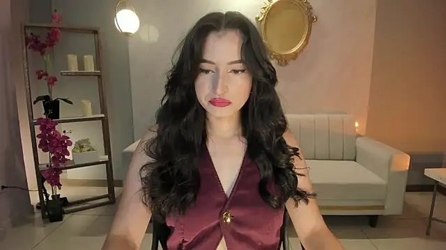 Snapshot of DominiqueVega chatting on 11, 1, 2025 DominiqueVega online show from 11, 1, 2025