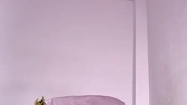 Snapshot of caarlywhitee chatting on 19, 2, 2026 caarlywhitee online show from 19, 2, 2026