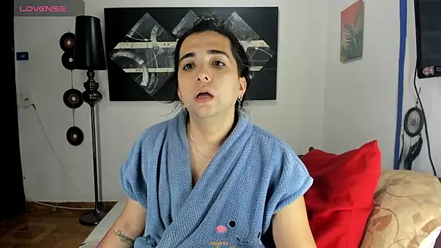 Snapshot of SARAMISHA chatting on 12, 9, 2025 SARAMISHA online show from 12, 9, 2025