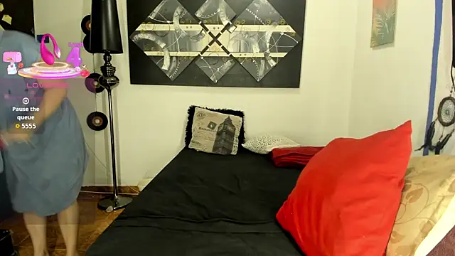 Snapshot of SARAMISHA chatting on 19, 9, 2025 SARAMISHA online show from 19, 9, 2025