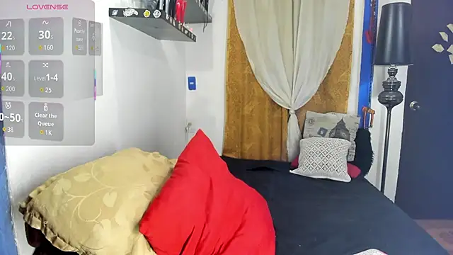 Snapshot of SARAMISHA chatting on 26, 10, 2025 SARAMISHA online show from 26, 10, 2025