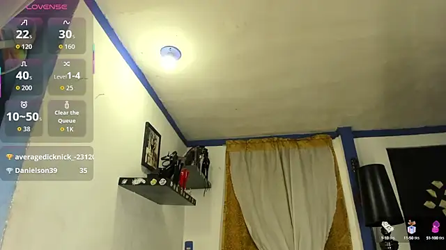 Snapshot of SARAMISHA chatting on 3, 11, 2025 SARAMISHA online show from 3, 11, 2025