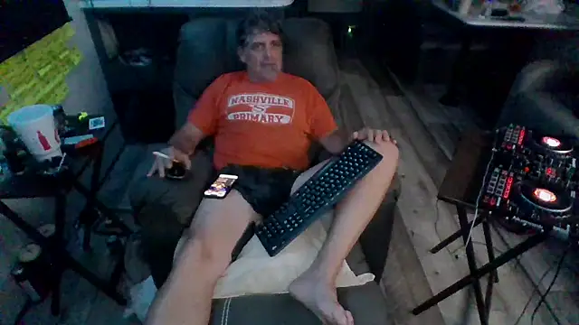 Snapshot of lateniter chatting on 16, 9, 2025 lateniter online show from 16, 9, 2025