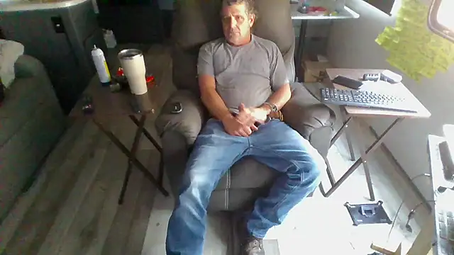 Snapshot of lateniter chatting on 10, 2, 2026 lateniter online show from 10, 2, 2026