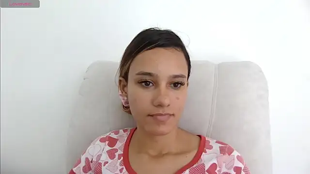 Snapshot of SamanthaWatson chatting on 15, 4, 2026 SamanthaWatson online show from 15, 4, 2026