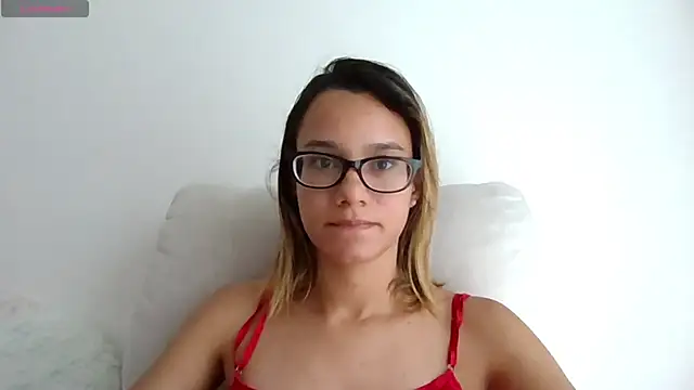 Snapshot of SamanthaWatson chatting on 10, 5, 2026 SamanthaWatson online show from 10, 5, 2026