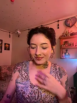 LiliJones  online show from 23, 2, 2026