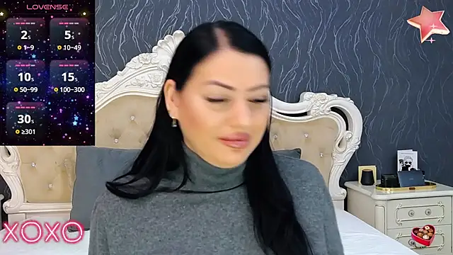 Snapshot of Lauren_Saint chatting on 4, 1, 2025 Lauren Saint online show from 4, 1, 2025