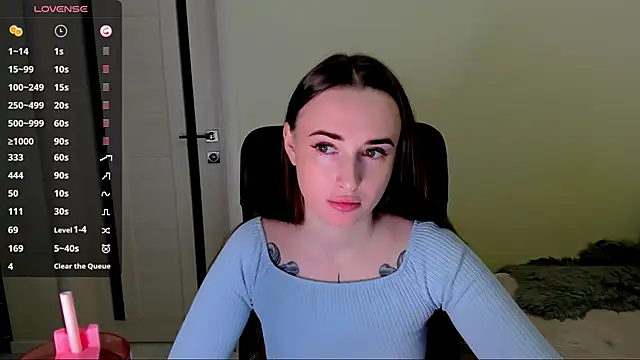 Kimmberr online show from 17, 10, 2025