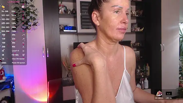 SheilaRyan online show from 21, 12, 2025