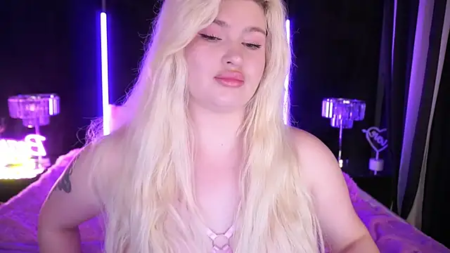 CocoSecretss online show from 13, 12, 2024