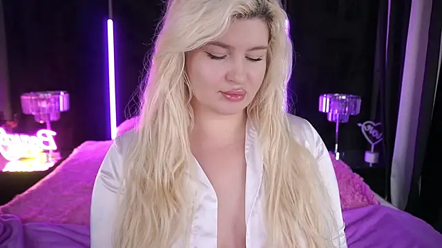 CocoSecretss online show from 15, 12, 2024