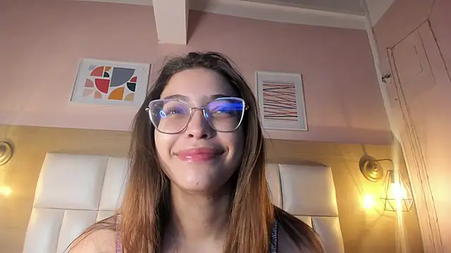 Snapshot of Dollar-girl chatting on 31, 12, 2024 Dollar-girl online show from 31, 12, 2024