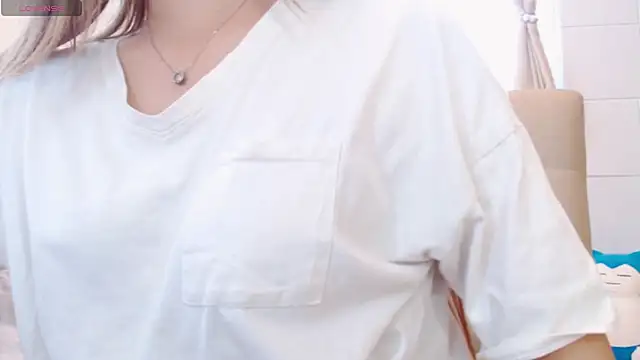 Snapshot of xxAIxx chatting on 7, 10, 2025 xxAIxx online show from 7, 10, 2025