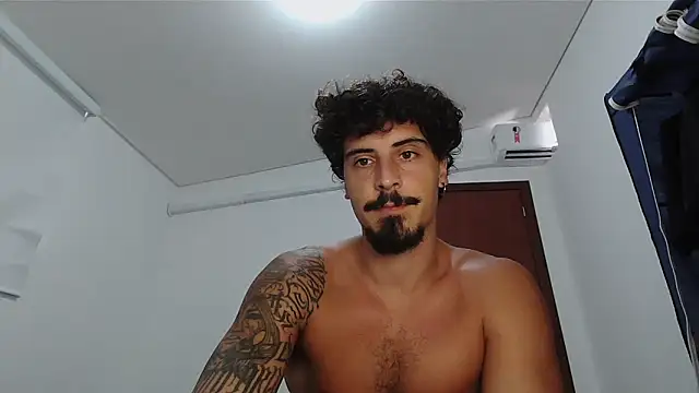 Snapshot of milkoffe chatting on 8, 2, 2026 milkoffe online show from 8, 2, 2026