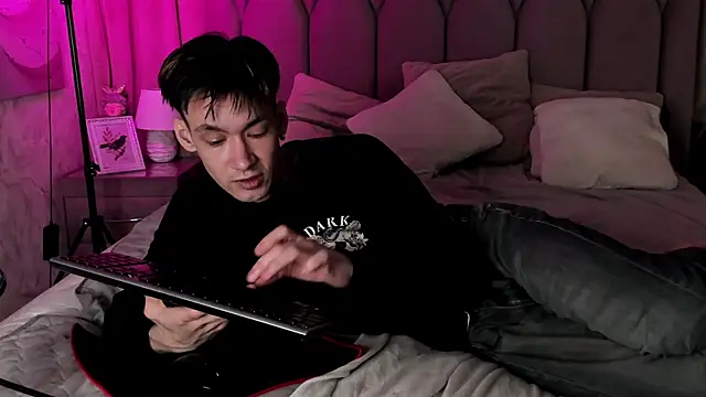 CalvinOwens online show from 5, 2, 2025