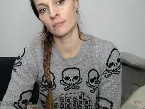 Snapshot of naikah714 chatting on 8, 12, 2024 naikah714 online show from 8, 12, 2024