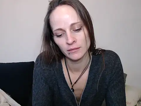 Snapshot of naikah714 chatting on 15, 12, 2024 naikah714 online show from 15, 12, 2024