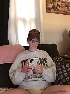 SidneyRaee online show from 24, 2, 2026