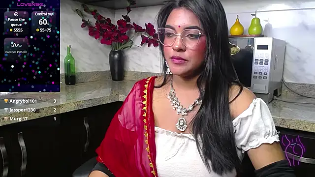 lakshmiraniii online show from 6, 3, 2025