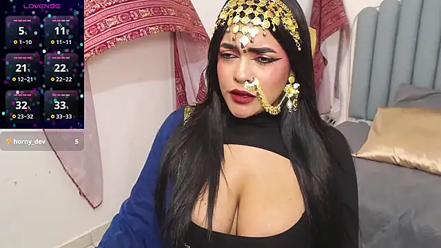 lakshmiraniii online show from 4, 11, 2025