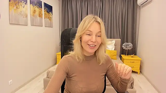 Sinty Devis online show from 5, 2, 2025