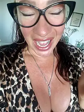 Snapshot of TheGoddessBianca chatting on 13, 12, 2024 TheGoddessBianca online show from 13, 12, 2024