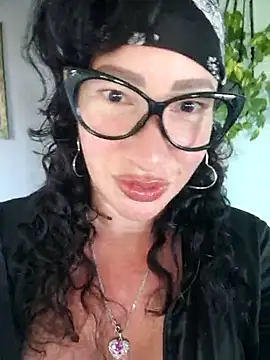 Snapshot of TheGoddessBianca chatting on 7, 3, 2025 TheGoddessBianca online show from 7, 3, 2025