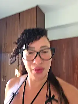 Snapshot of TheGoddessBianca chatting on 17, 9, 2025 TheGoddessBianca online show from 17, 9, 2025