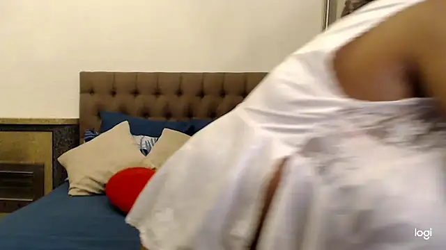 OmegaLipps online show from 12, 2, 2026