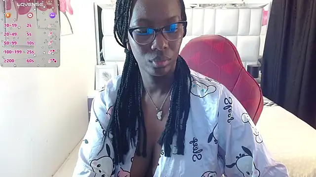 Snapshot of Sara_Marks chatting on 14, 7, 2026 Sara Marks online show from 14, 7, 2026