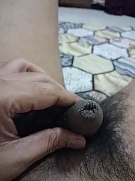 dirtybearr online show from 5, 12, 2025