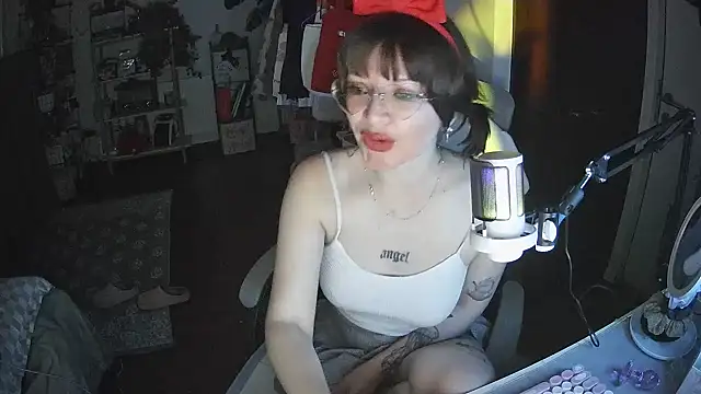 angelic sg online show from 22, 1, 2025