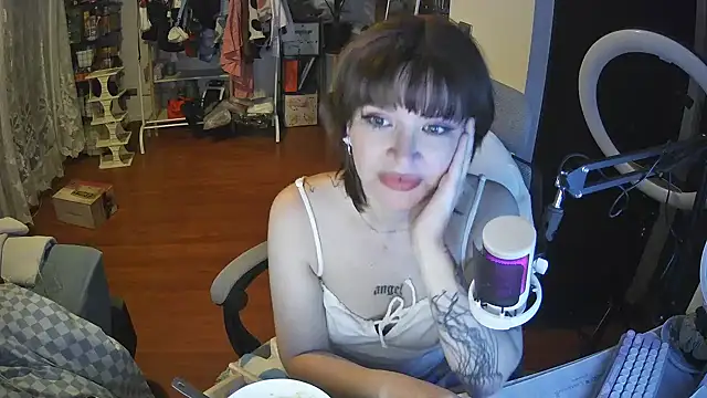 angelic sg online show from 26, 1, 2025