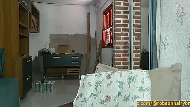 Snapshot of robsonbr chatting on 23, 10, 2025 robsonbr online show from 23, 10, 2025