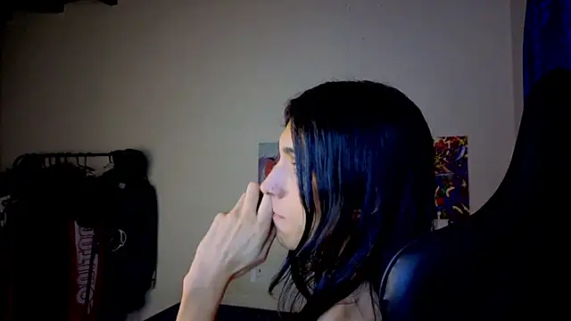 Snapshot of angelitofemboy chatting on 5, 11, 2025 angelitofemboy online show from 5, 11, 2025