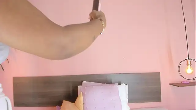 samanta joness online show from 1, 4, 2026