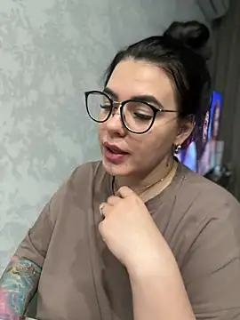HugeBoobs- online show from 27, 2, 2025
