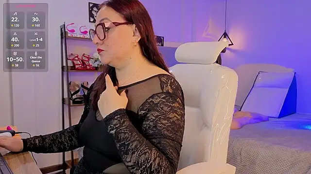 lady nylon  online show from 23, 2, 2026